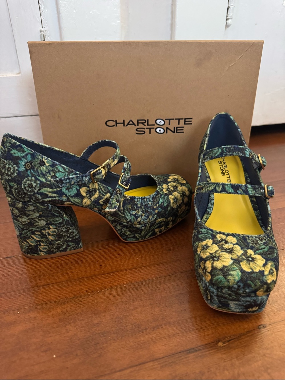 Like-New Charlotte Stone Bizzy Heels in Bluebell